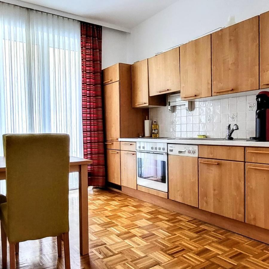 Hotel Kindler 2,0 Self-Check-In ลีโอเบน ภายนอก รูปภาพ